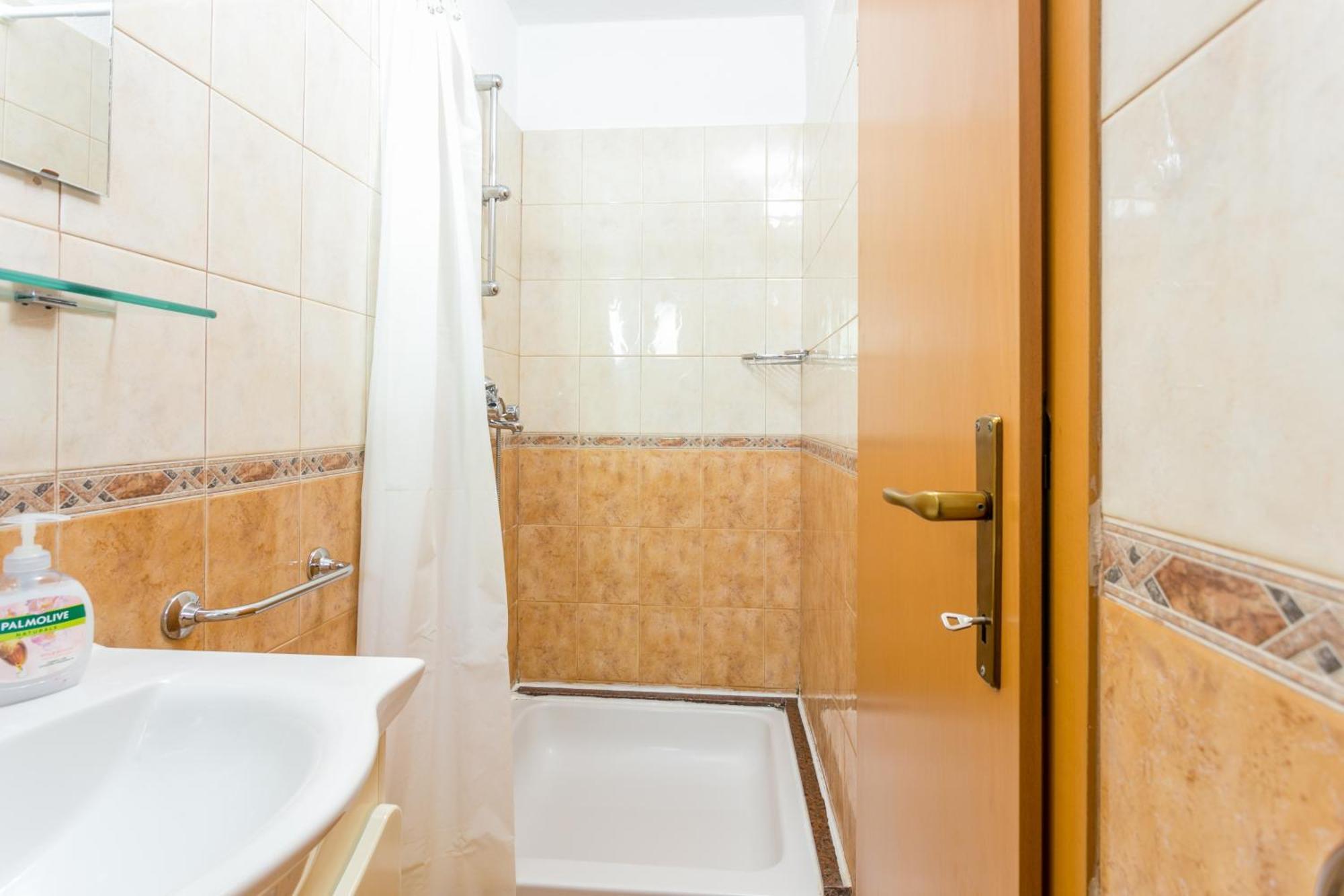 Apartments By The Sea Baska Voda, Makarska - 300 Δωμάτιο φωτογραφία